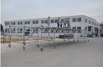 【移动脚手架】的是建筑行业不可缺少的施工设备
